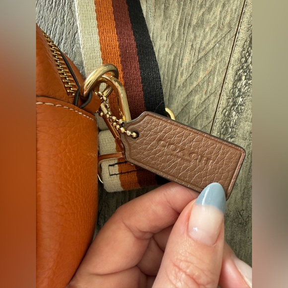 Coach Mini Jamie Camera Bag, very good condition. - Picture 9 of 16